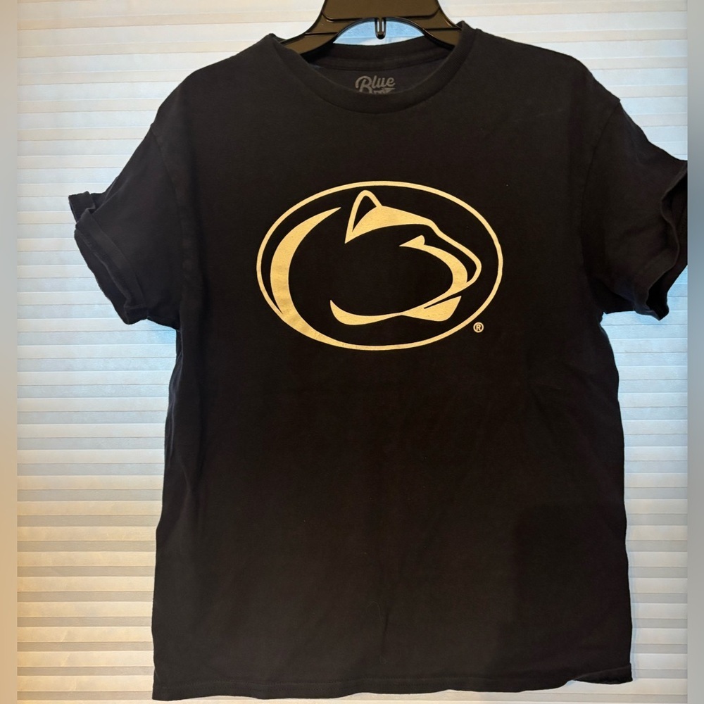 Navy Penn State Powers navy and white t-shirt - medium